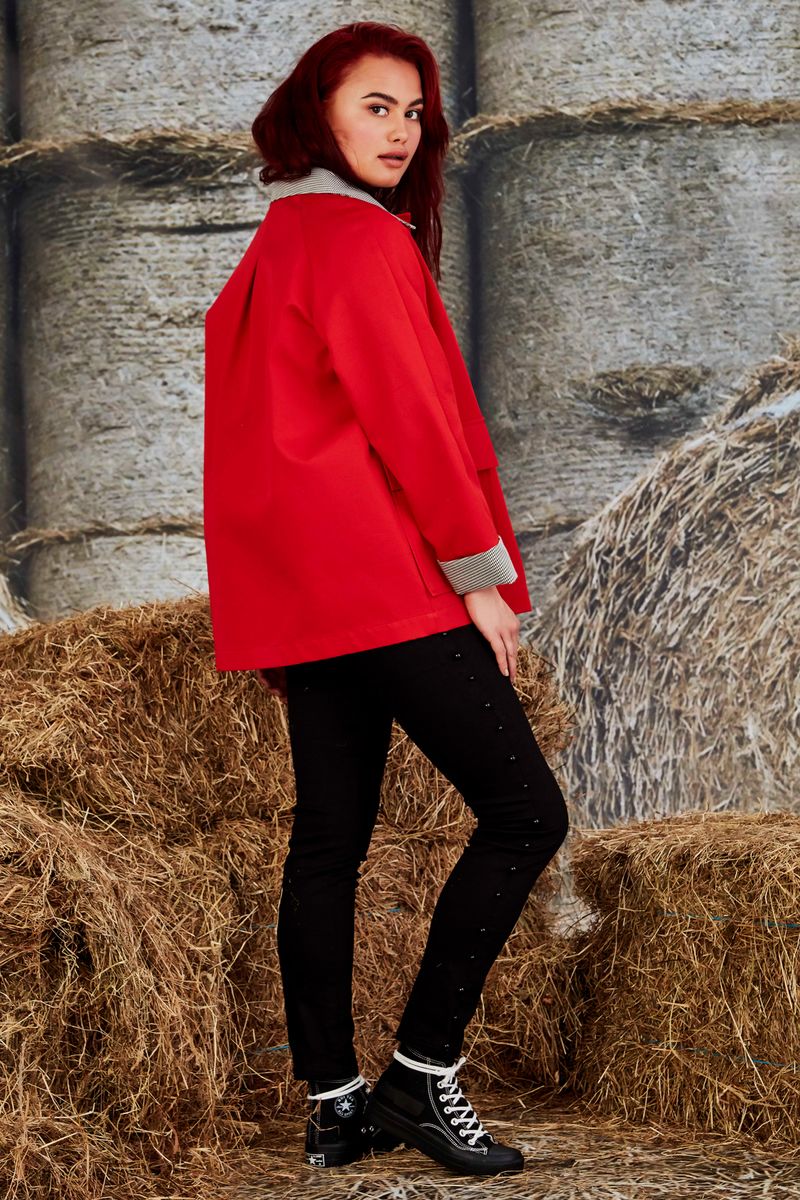 WITHOUT RAIN JACKET
								, 			WORKING PEARL JEAN