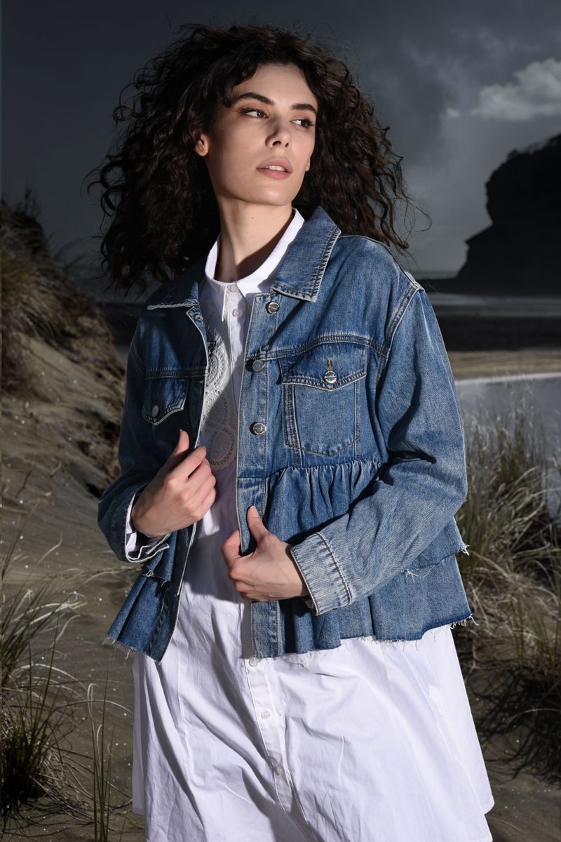 									RUFF-LE MORNING JACKET
			