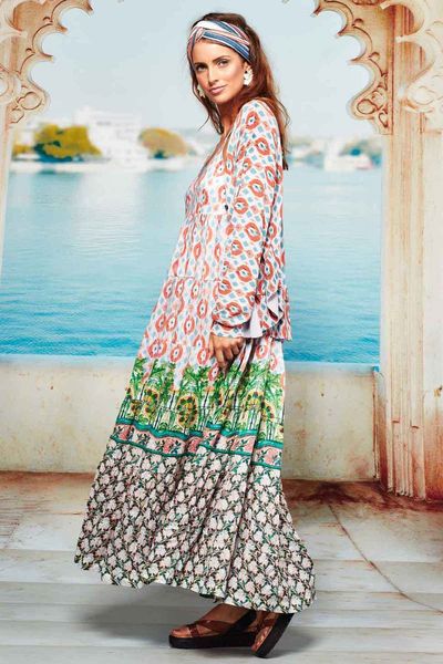 									BREATHE EASY DRESS
								, 			QUEEN OF THE LEOPARD CARDIGAN
								, 			THAT'S A WRAP SCARF
			