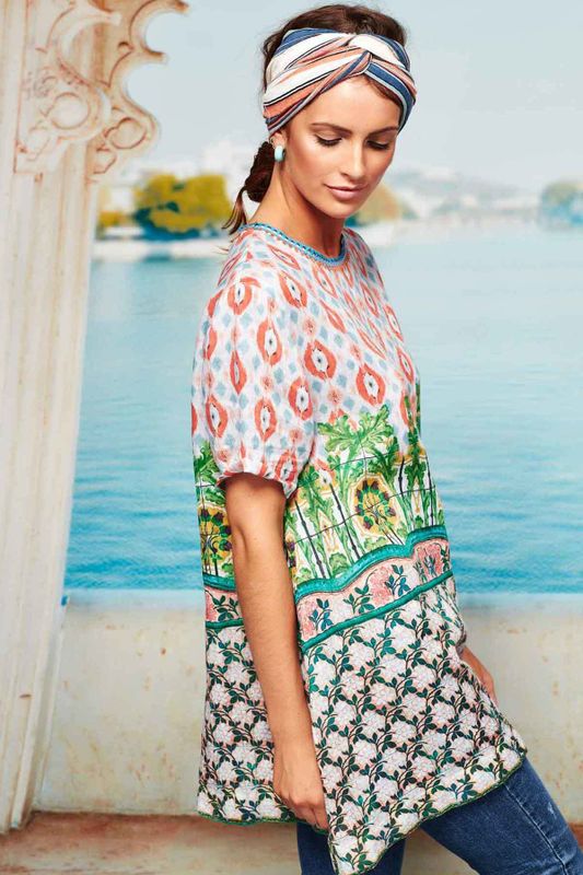 									EASY DOES IT TOP
								, 			THAT'S A WRAP SCARF
			