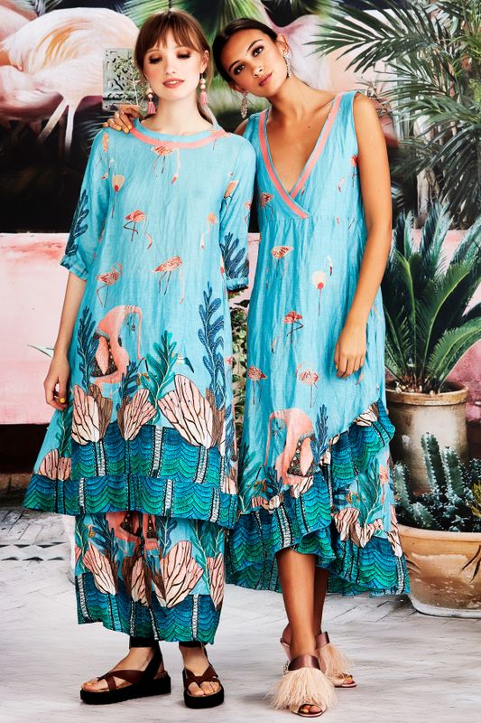 FACE THE TUNIC
								, 			FOREVER LONG DRESS
								, 			STEP IT UP PANTS