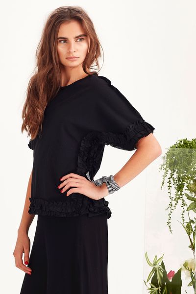 									TO A TEE TOP
								, 			CULOTTE LIKE LOVE TROUSER
			