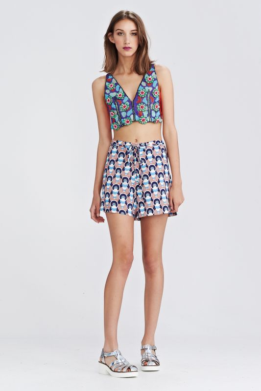 TRIBAL PRINCESS 'TRIBAL WAVE' TOP
								, 			HARAJUKU GIRLS 'RACING SHORTS' SHORTS