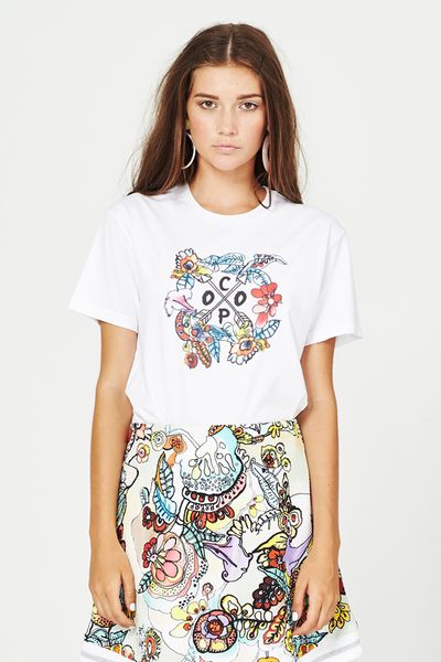 THORN TO BE WILD 'ARROW VERA' TSHIRT
								, 			POWER TRIPPER 'TRIP HOP' SKIRT