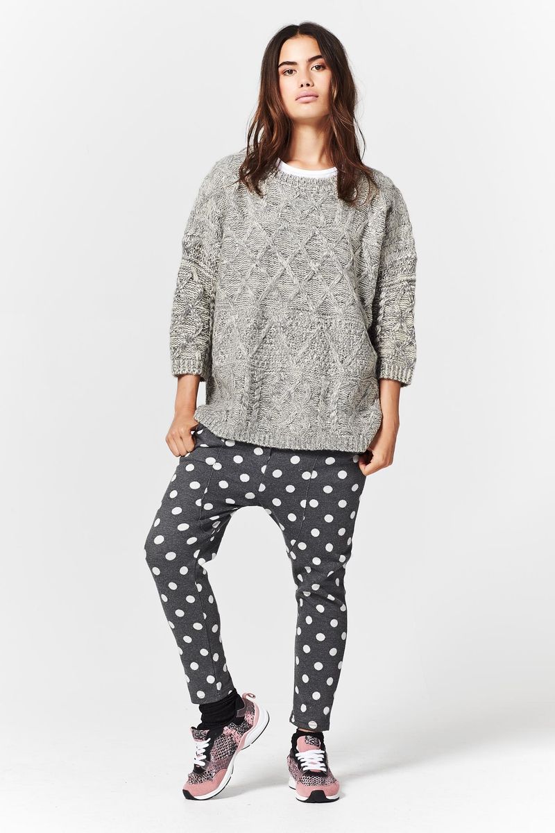 CABLE CAR 'KNIT PICK JUMPER
								, 			HULA HOOP 'SPOT ME' PANT