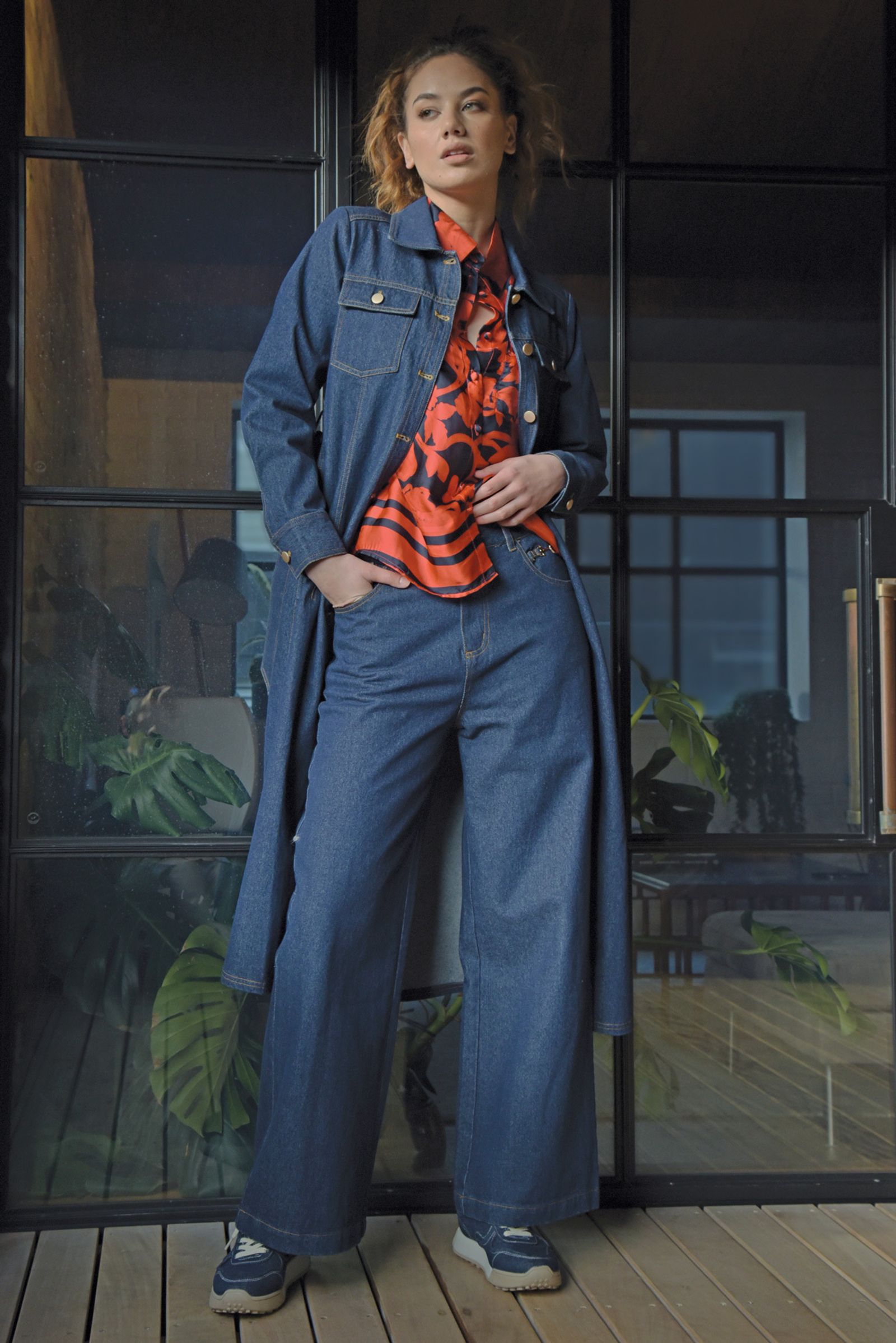 DRESSING AROUND DRESS
								, 			WILD THING SHIRT
								, 			CHAIN REACTION JEANS