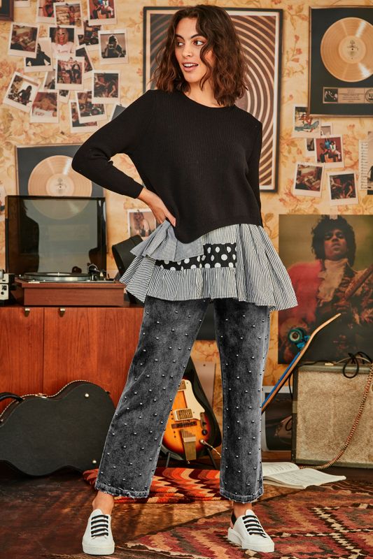 MOONLIGHT DANCING JERSEY
								, 			STAR STUDDED JEANS