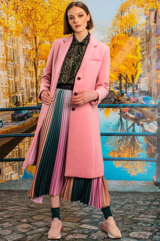 COATENHAGEN WINTER COAT
								, 			OMBRE! OMBRE! SKIRT
								, 			WILD THING SHIRT