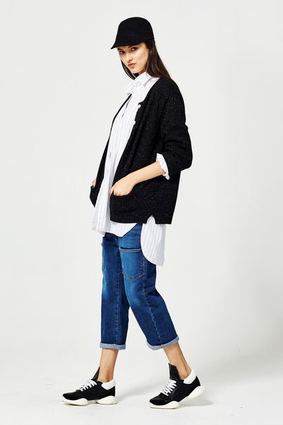 KNIT WIT 'CARDY BROTHERS' CARDIGAN
								, 			DO THE WHITE THING 'THE WHITE STRIPES' SHIRT
								, 			KNOCKIN' ON DENIMS DOOR 'POCKET TO THE MOON' JEANS