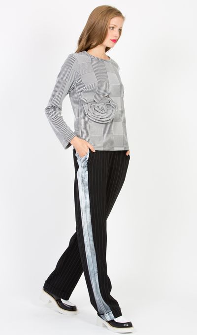 TWISTER IN LAW TOP
								, 			BLACK WALK DOWN PANT