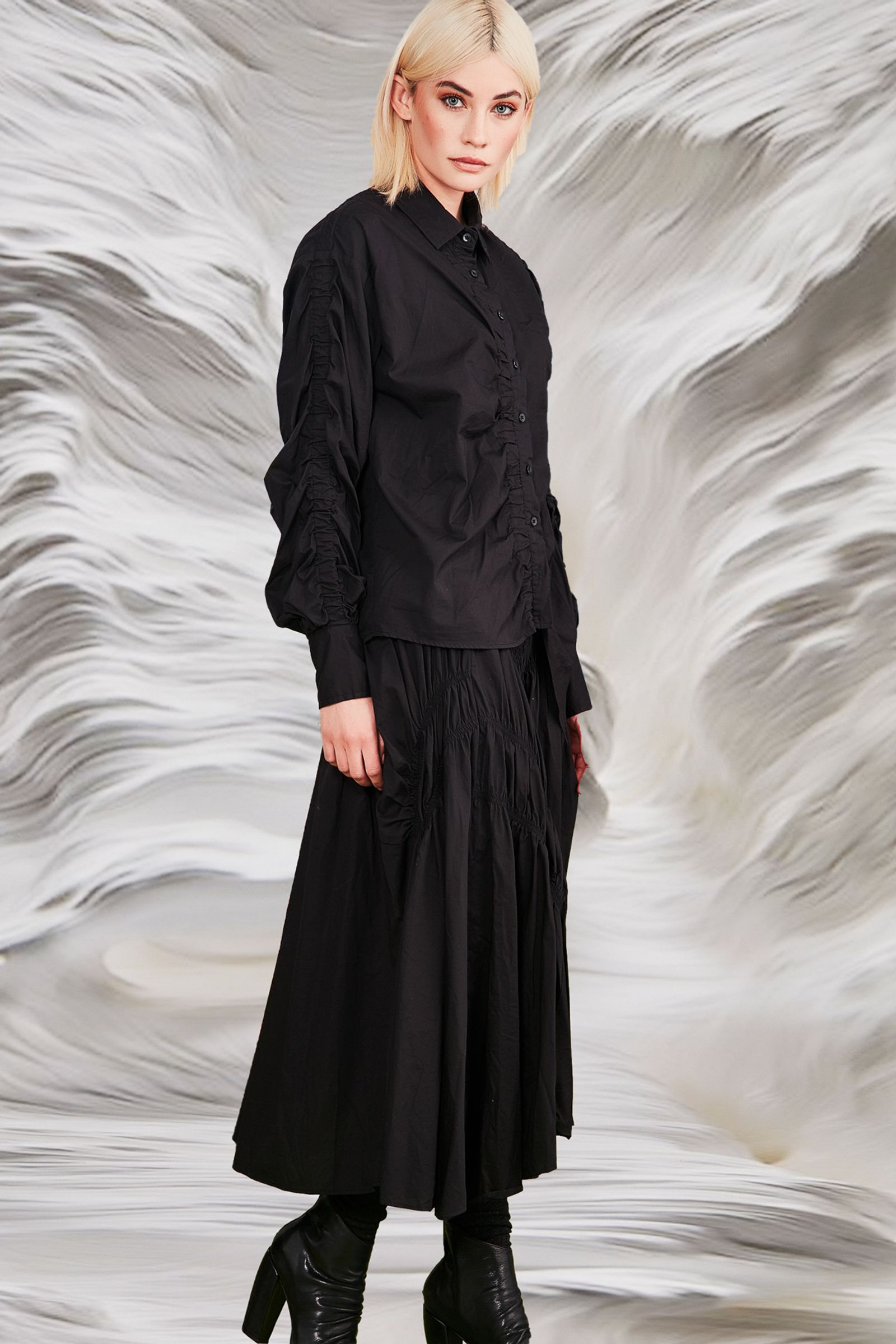 DOESN'T SHIRT TO TRY SHIRT
								, 			SHIRRED IT ALL BEFORE SKIRT