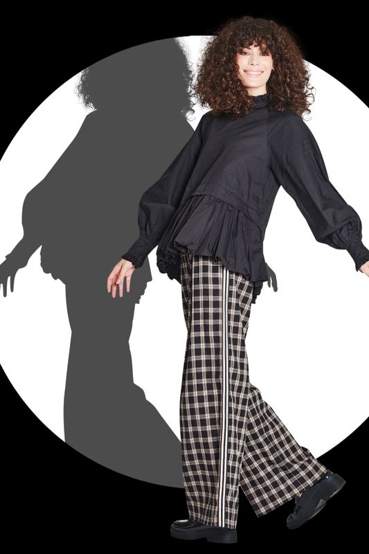 WALKING IN THE PLEAT TROUSER
								, 			DON'T BURST MY BUBBLE TOP