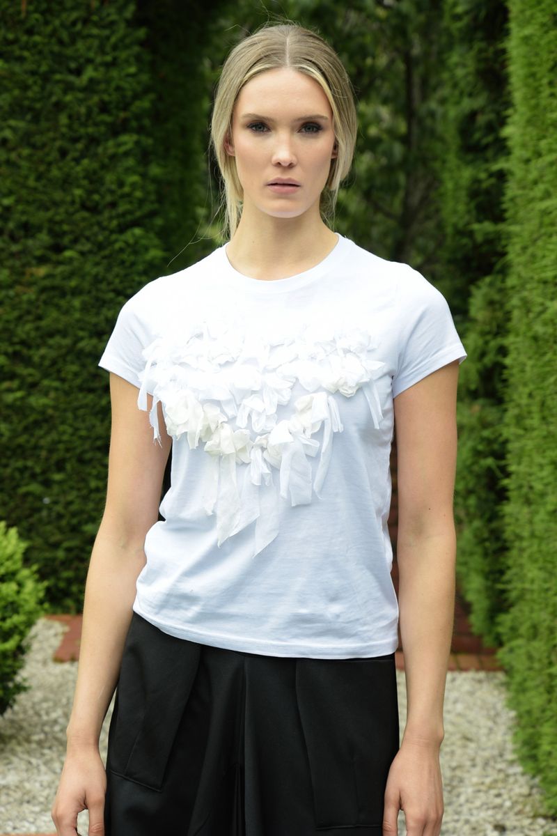 WHERE YOU BOW, I GO T-SHIRT