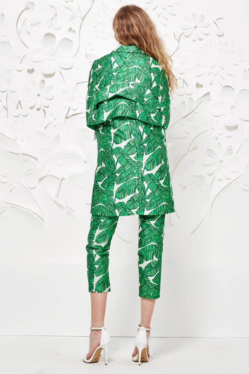 FRILL-LIFE COAT
								, 			WALK OF ART PANT