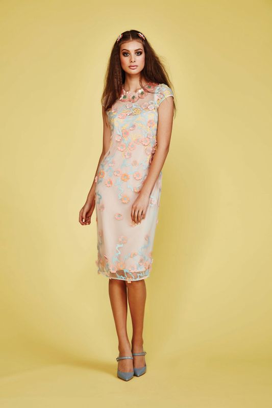 HEART IN THE RIGHT LACE DRESS