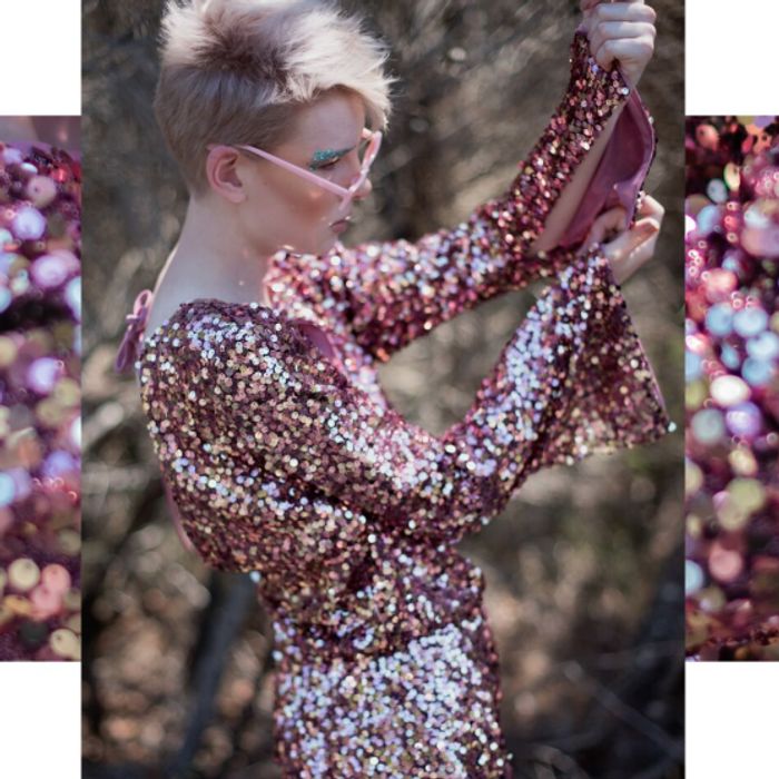 Fen Hong Se - Change Is In The Air — Dec 2018, COOP — Shake Your Bon Bon